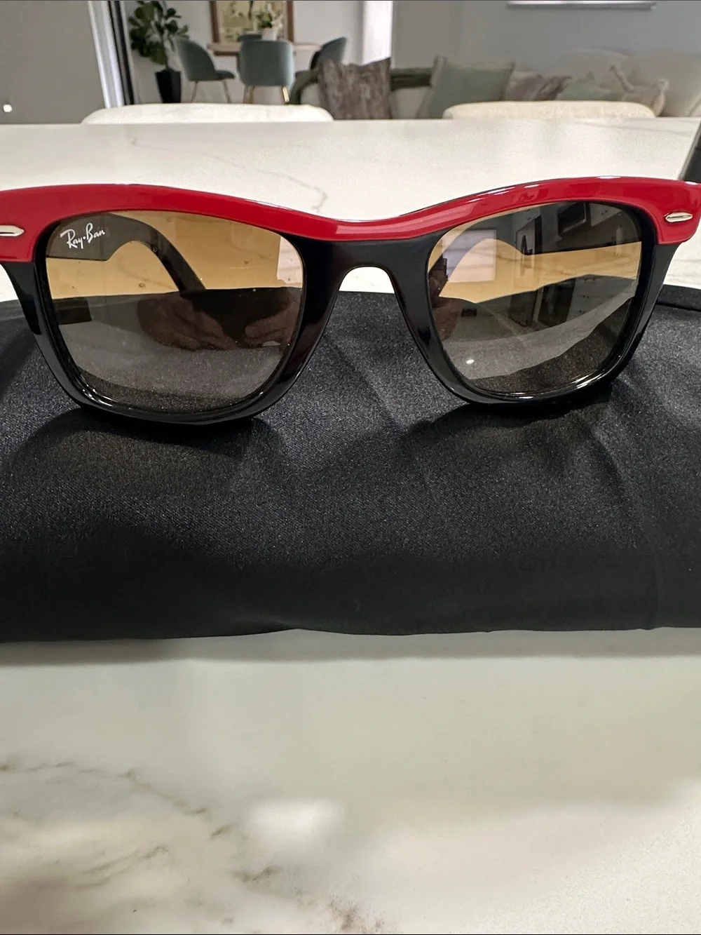 Ray-Ban Two-Tone Red and Black Wayfarer Sunglasses with Gradient Lenses